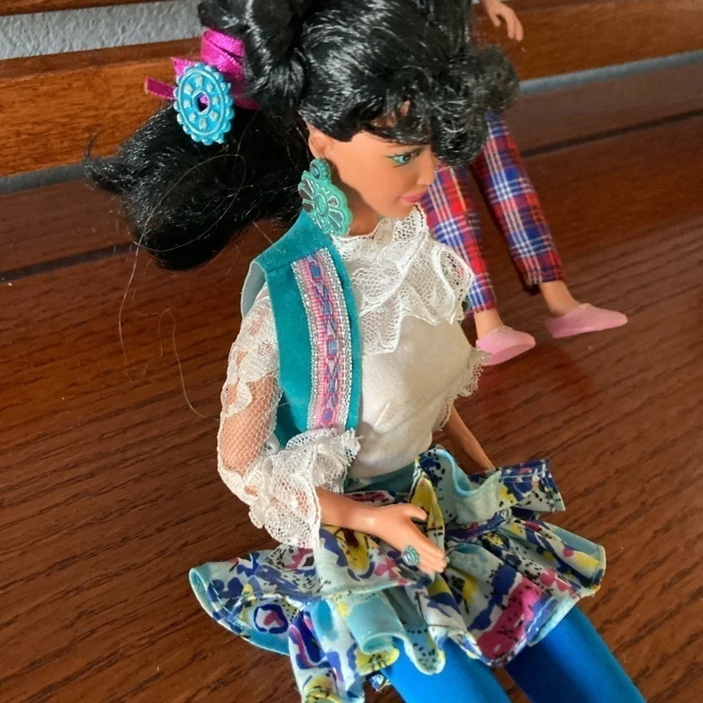EUC Mattel Barbie 1980 Doll Lot Hasbro Blonde 1987